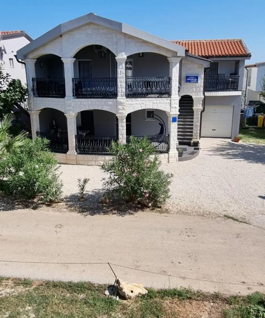 Villa Marija Vir Apartment